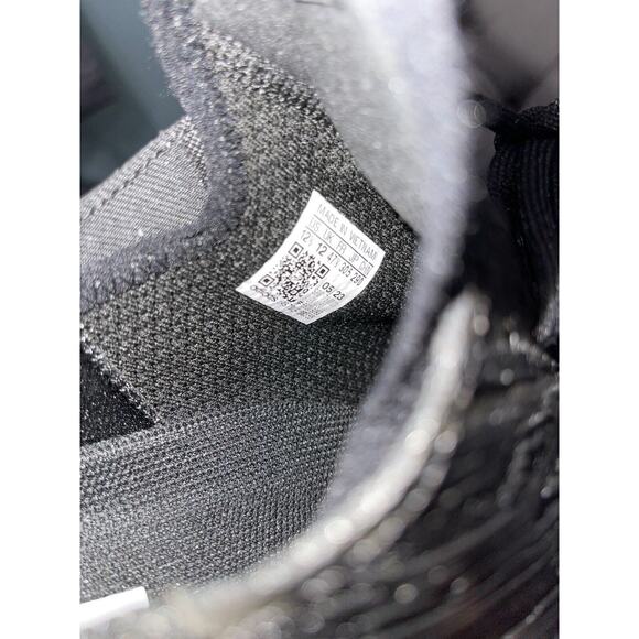 Adidas Men’s 12.5 Adizero Low Top Lightweight Football Cleats Black/White GX4050 - Picture 6 of 6